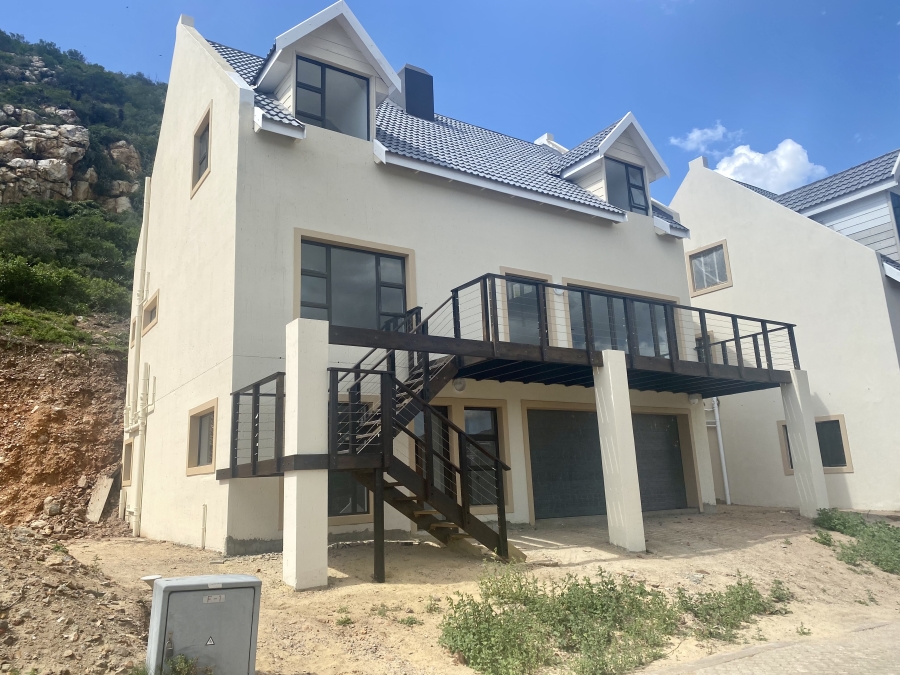 4 Bedroom Property for Sale in Vakansieplaas Western Cape